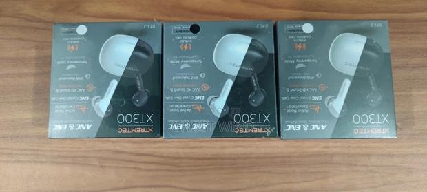 Ear Buds And · Photo 7