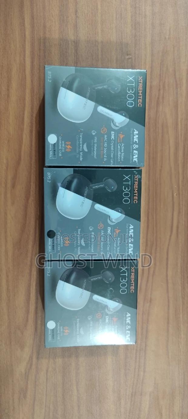 Ear Buds And · Photo 8