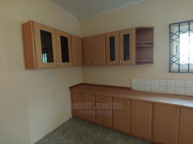 5bdrm House in Manet Court Estate, Spintex for rent · Photo 3