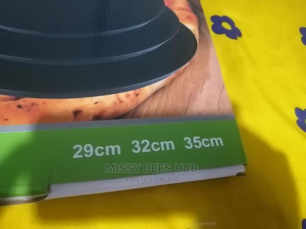 3pcs Pizza Pan - 29cm/32cm/ 35cm · Photo 2