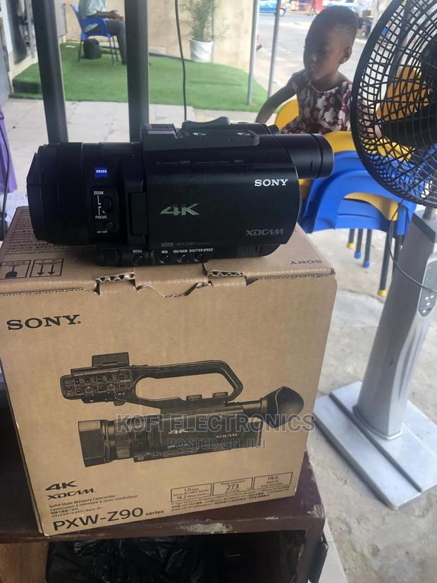 Sony PXW-Z90V Camcorder · Photo 1