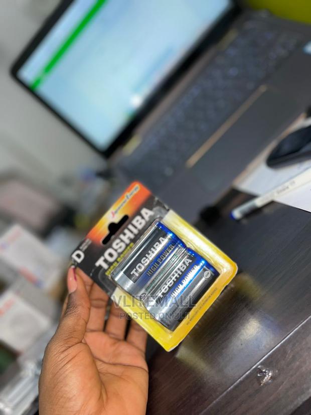 1.5V High Power Alkaline D Size Battery Toshiba LR20 · Photo 4
