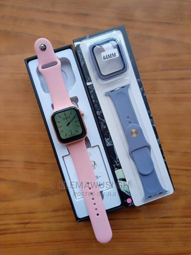 Series 7 Z36 Smart Watch · Photo 3