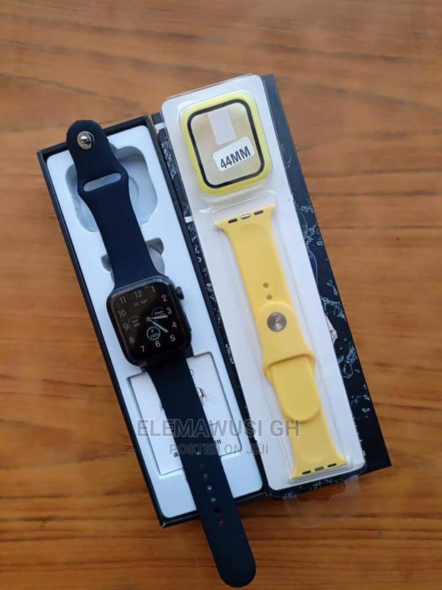 Series 7 Z36 Smart Watch · Photo 1
