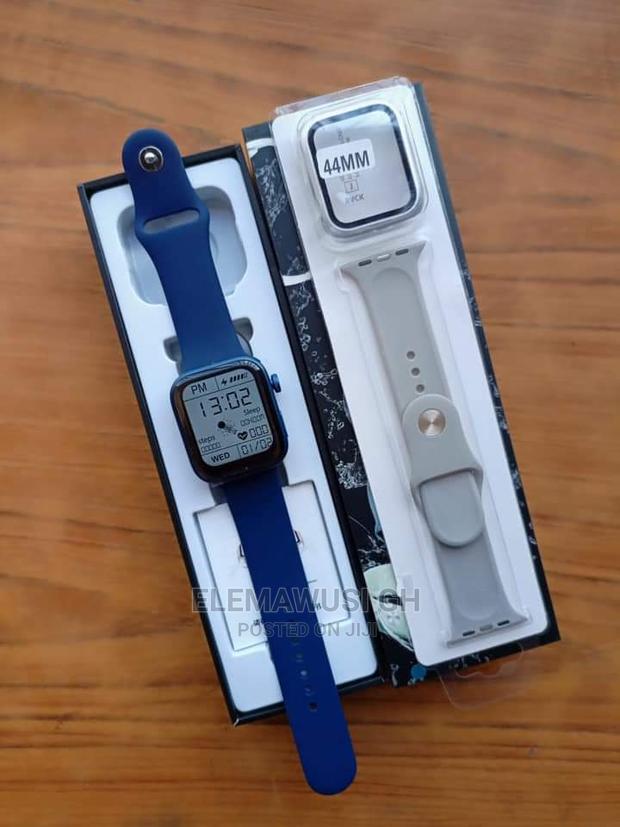 Series 7 Z36 Smart Watch · Photo 5