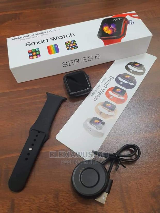 T55 Plus Smart Watch · Photo 1