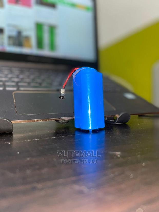 3.7v Lithium Battery (3pack) · Photo 3