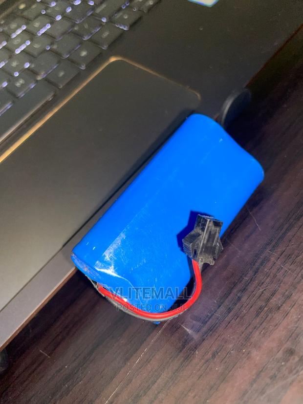 3.7v Lithium Battery (3pack) · Photo 2