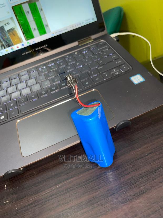 3.7v Lithium Battery (3pack) · Photo 1