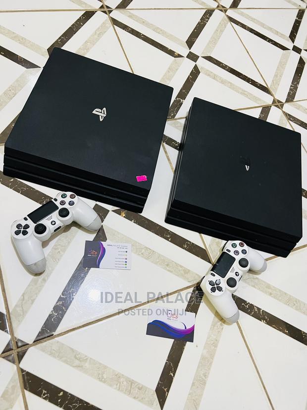 10 Games PS4 PRO · Photo 2