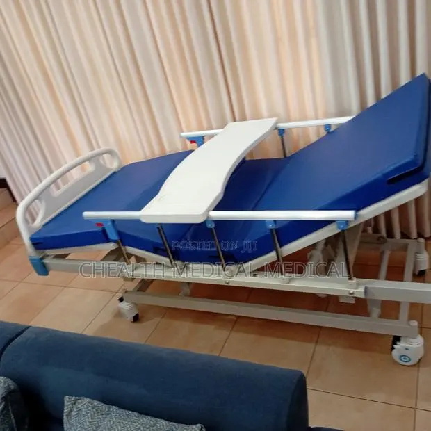 Hospital Bed 3cranks · Photo 1