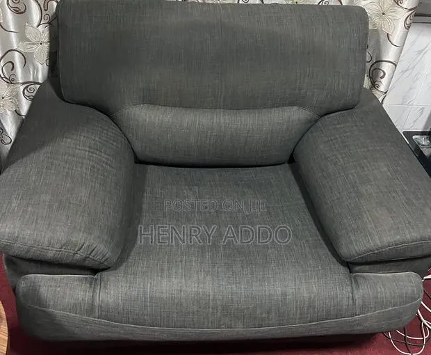Living Room Sofa Set · Photo 1
