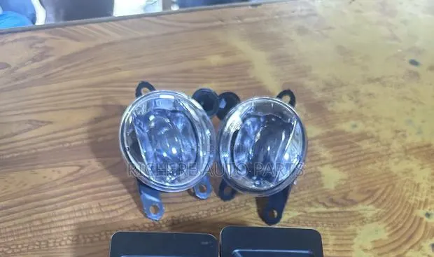 L200 2023 2024 2025 Foglight Fog Light LED Original · Photo 1