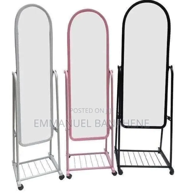 Jc Power Standing Mirror With Wheels · Photo 1