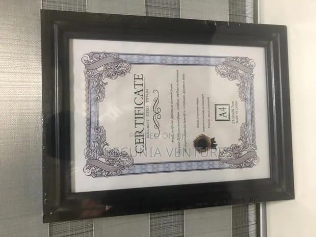 A4 Picture Frame Black Color · Photo 1