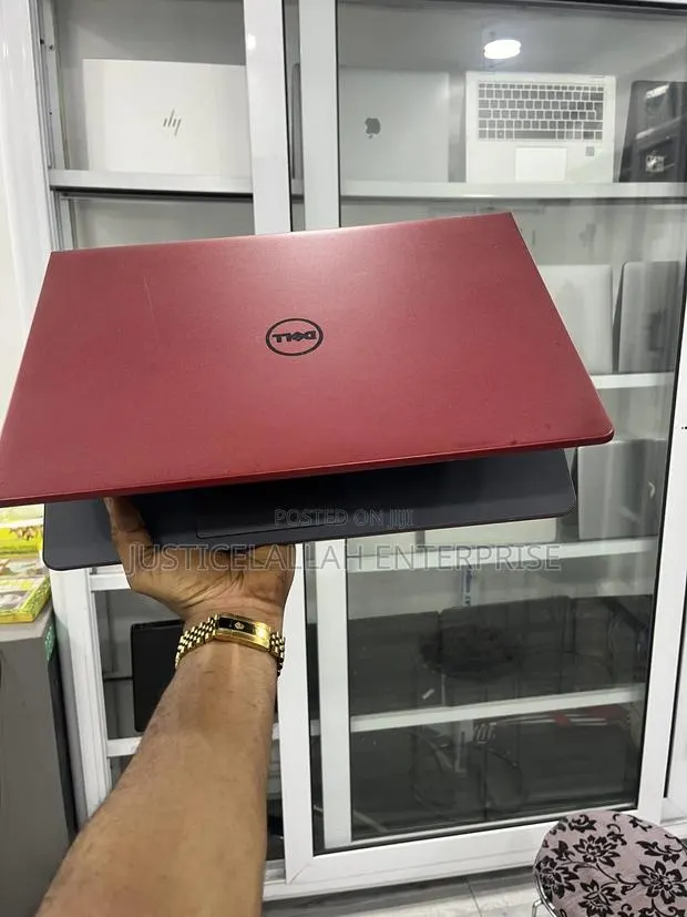 Laptop Dell Inspiron 5559 8GB HDD 128GB · Photo 1