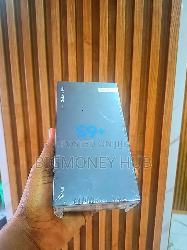 New Samsung Galaxy S9 Plus 128 GB Black · Photo 1