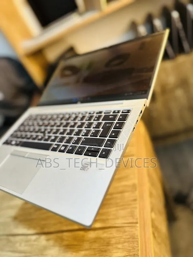 Laptop HP EliteBook 840 G7 16GB Intel Core i7 SSD 256GB · Photo 1