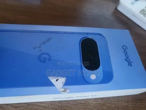 New Google Pixel 10 128 GB Blue · Photo 1