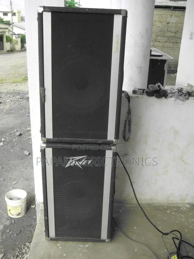 Pa Speakers 15 INCHES · Photo 1