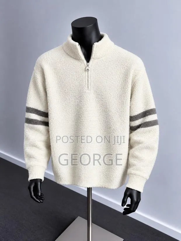 Quarter Zippers Sweater · Photo 1