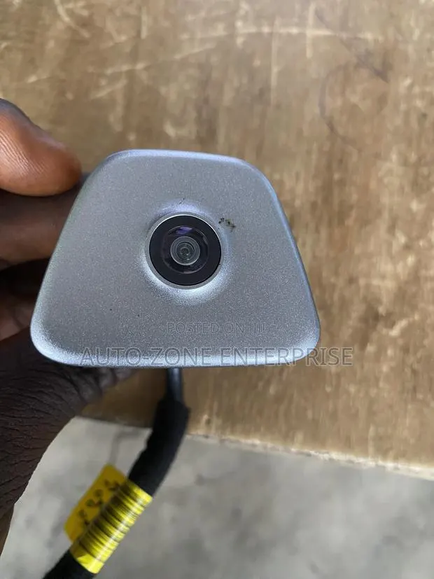 Hyundai Elantra 2019 2020 Rear View Mirror/Reverse Camera · Photo 1