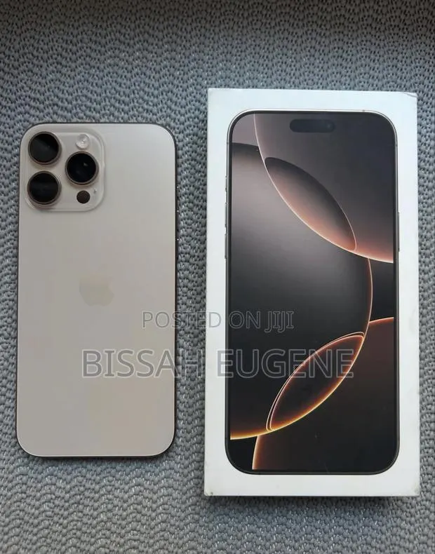 Apple iPhone 16 Pro Max 256 GB Gold · Photo 1