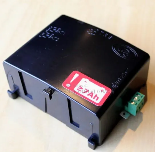 Centurion Dx Smart Charger 27.4v 1.3amp for D5/D6 Smart · Photo 1