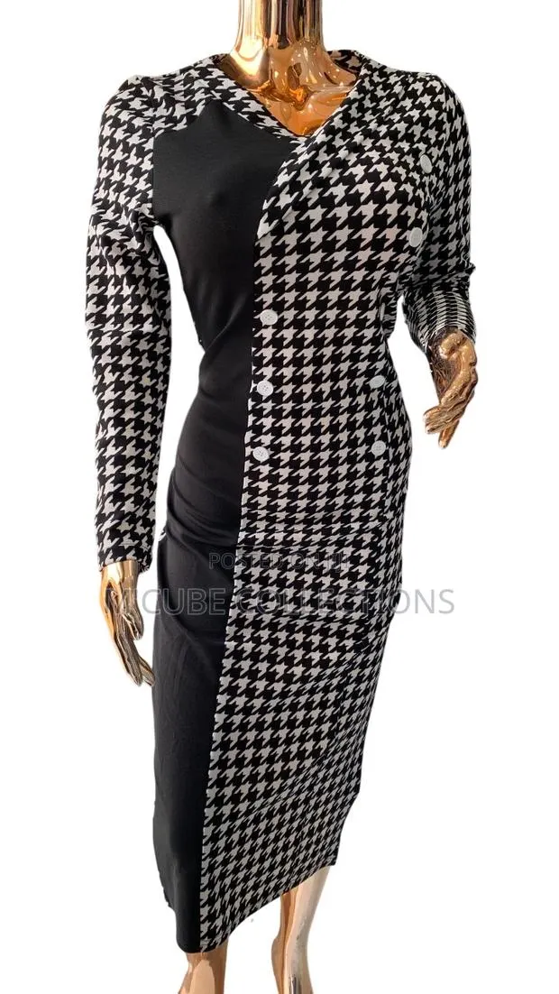 Chic Houndstooth Contour Midi Dress · Photo 1