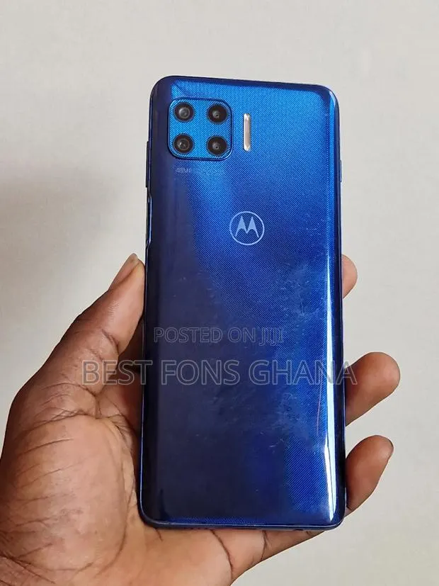 Motorola Moto G 5G 64 GB Blue · Photo 1