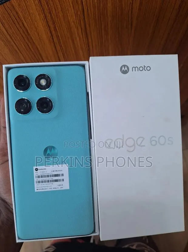 New Motorola Edge 60 Fusion 512 GB Blue · Photo 1