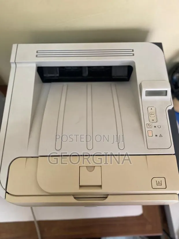 Hp Laserjet P2055d · Photo 1