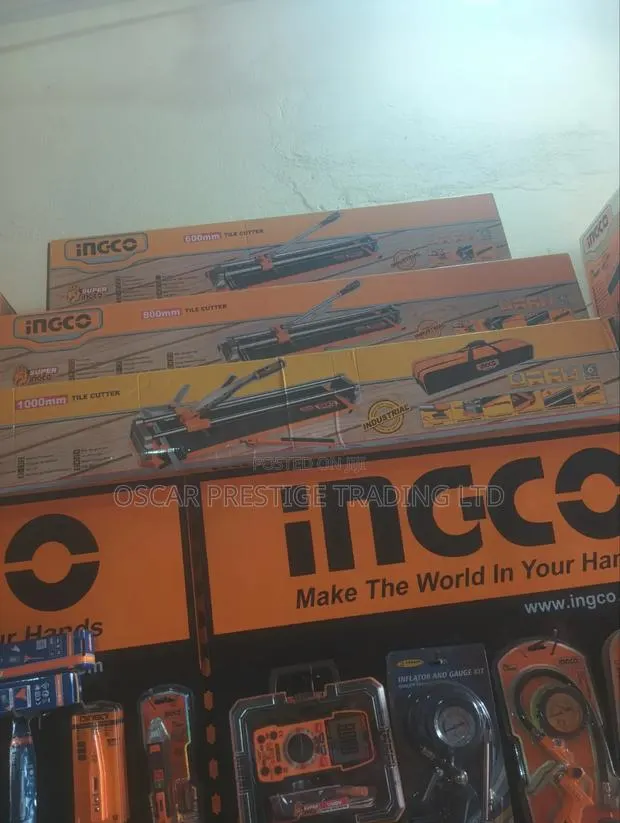 Tile Cutter Machine · Photo 1