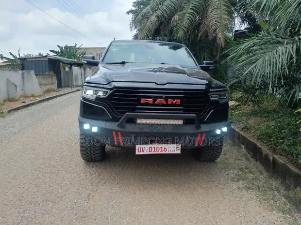 Dodge RAM 2019 Black · Photo 1
