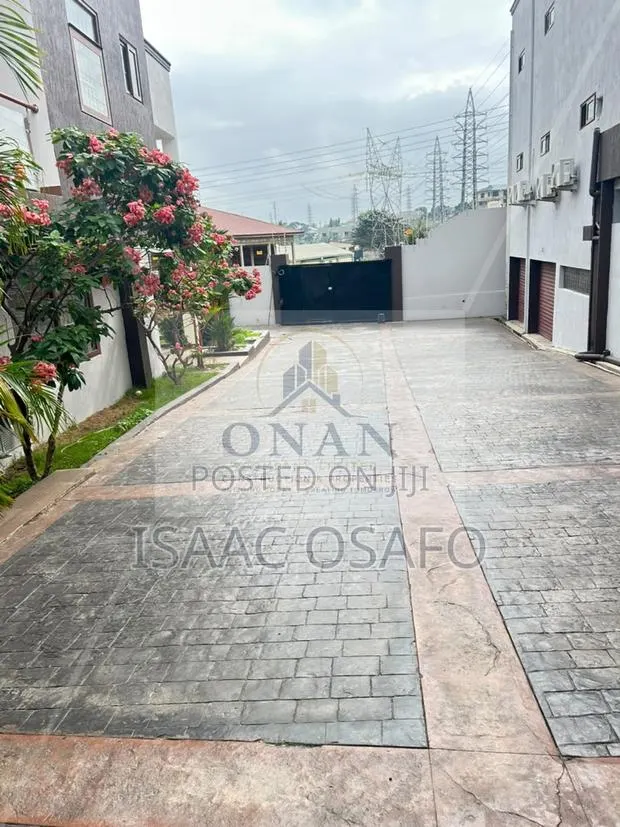 Furnished 5bdrm House in Onan Company Ltd., Pokuase for sale · Photo 1