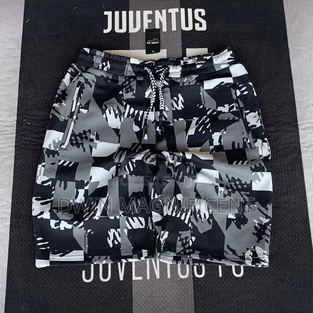Original Cotton Stock Shorts · Photo 1