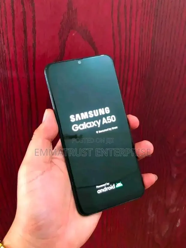 New Samsung Galaxy A50 128 GB Black · Photo 1