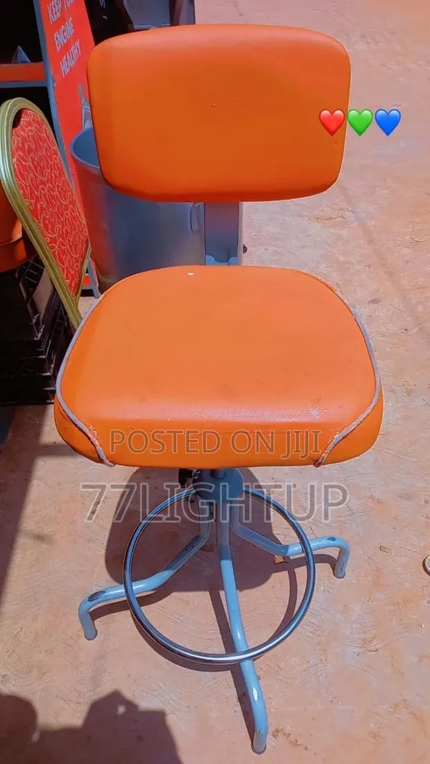 Orange Chair · Photo 1