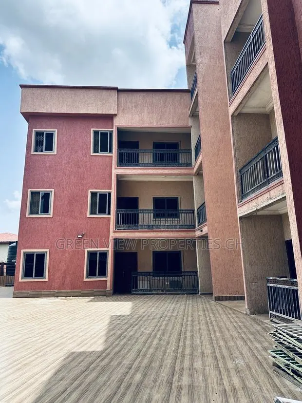 2bdrm Apartment in West Hills Mall Area for rent · Photo 1