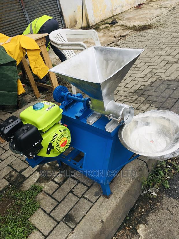 Strong Fufu Grinder Machine · Photo 1