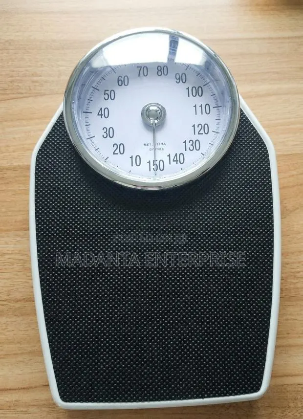Adult Scale Seca) · Photo 1