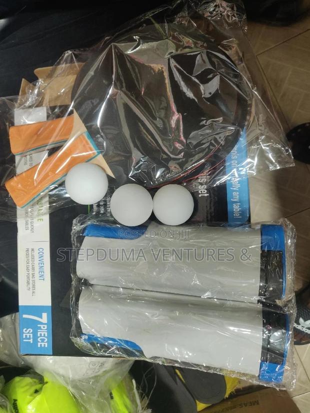 Set of Tennis Racket(Pair Bats) / 3 Balls / Stretchable Nets · Photo 2