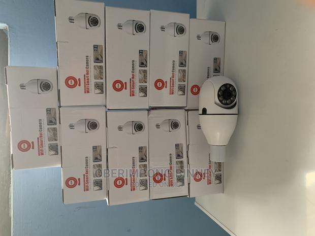 Camera 3mp Bulb PTZ Stand Alone Wifi Camera · Photo 3