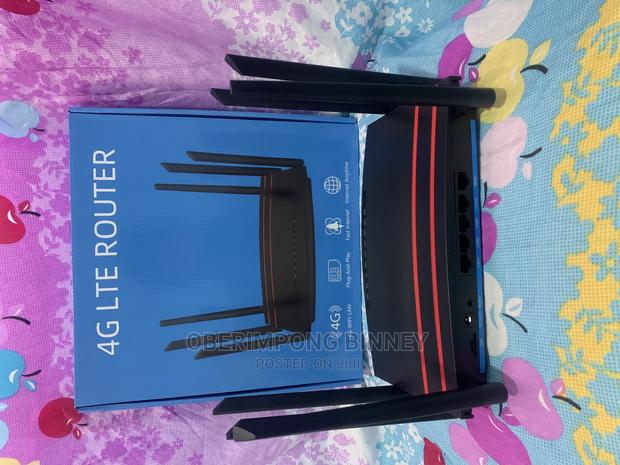 Router ( Universal Sim Router It Accepts Any SIM Card) · Photo 1
