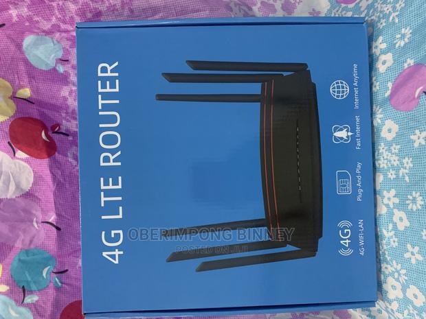Router ( Universal Sim Router It Accepts Any SIM Card) · Photo 3