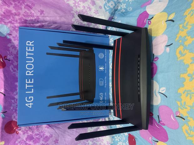 Router ( Universal Sim Router It Accepts Any SIM Card) · Photo 5
