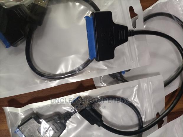 SATA Cable 3.0 Connector · Photo 1