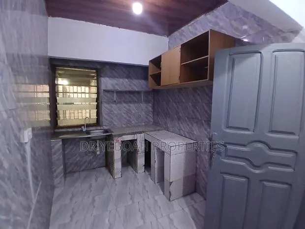 1bdrm House in Spintex Road:- Hall, Baatsona Total for rent · Photo 1