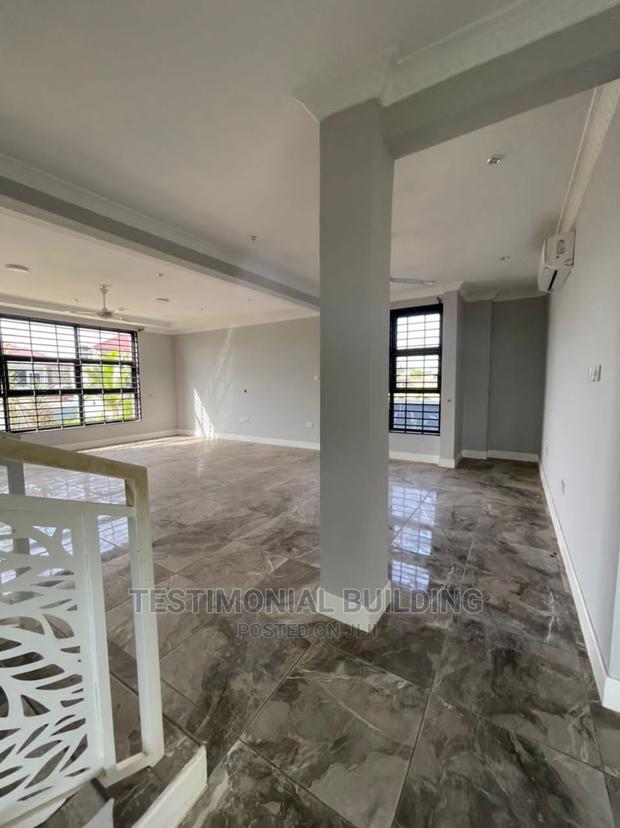 4bdrm House in Testimonial Building, East Legon for rent · Photo 6