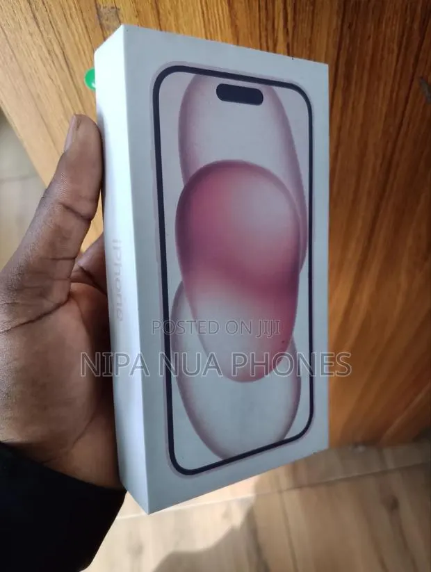 New Apple iPhone 15 Plus 128 GB Pink · Photo 1